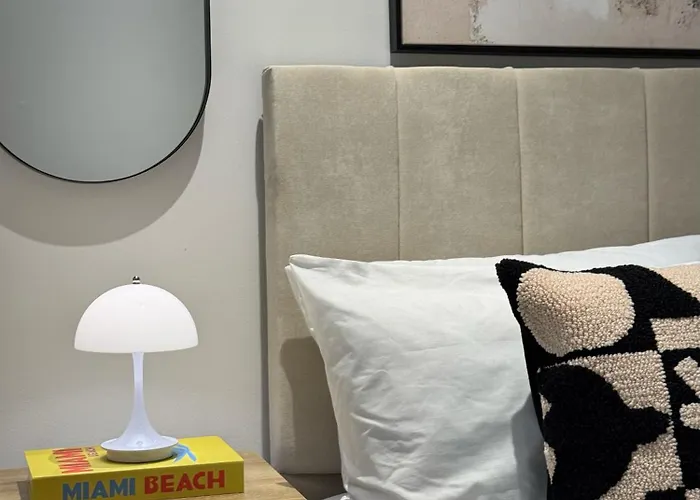 Cole Street Apartments - Stylish & Cosy Apartment