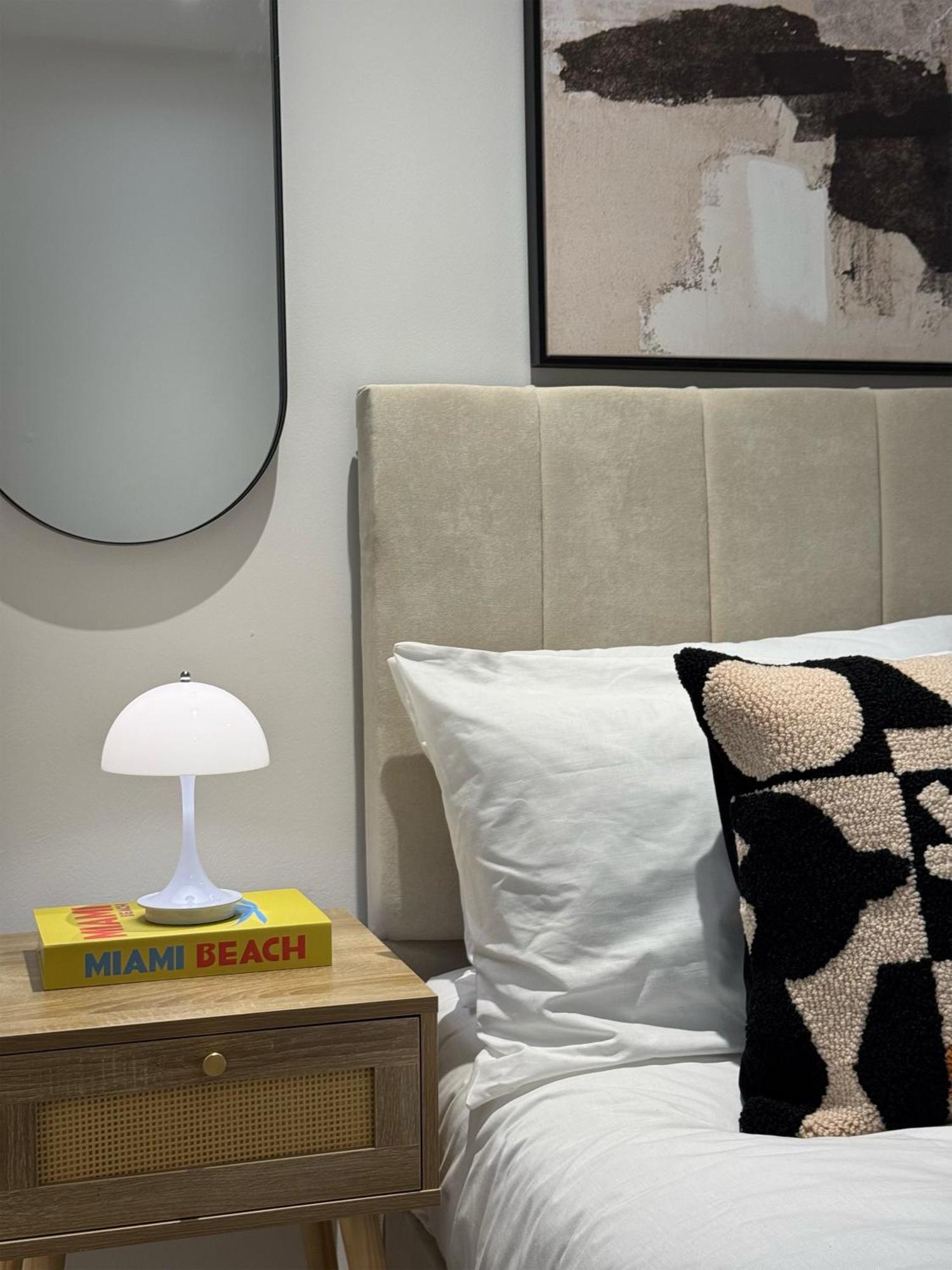 Cole Street - Stylish & Cosy Apartment